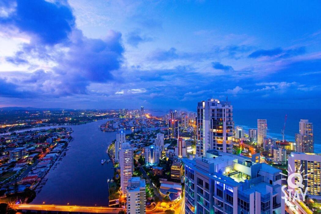 Circle On Cavil Holidays Gold Coast Exterior foto